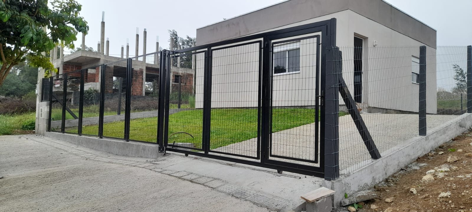 portão de correr.jpeg